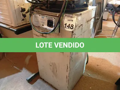 LOTE 148 - 01 AUTOCLAVE VERTICAL PHOEMIX. (NO ESTADO) ATENÇÃO! FAZER A VISITAÇÃO ANTES DE ARREMATAR, NÃO SABEMOS SE FUNCIONA. LEILÃO NÃO TEM GARANTIA E NEM DEVOLUÇÃO, SUJEITO A POSSÍVEIS AVARIAS VISÍVEIS/OCULTAS E/OU AUSÊNCIA DE COMPONENTES.