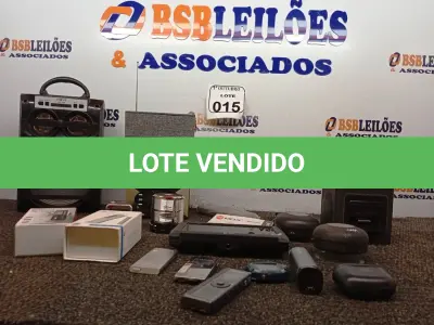 LOTE 015 - 01 LOTE COM DIVERSOS ELETRÔNICOS. (NO ESTADO) ATENÇÃO! FAZER A VISITAÇÃO ANTES DE ARREMATAR, NÃO SABEMOS SE FUNCIONA. LEILÃO NÃO TEM GARANTIA E NEM DEVOLUÇÃO, SUJEITO A POSSÍVEIS AVARIAS VISÍVEIS/OCULTAS E/OU AUSÊNCIA DE COMPONENTES.