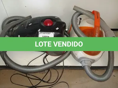 LOTE 174 - 02 ASPIRADORES DE PÓ ELECTROLUX.  (NO ESTADO) ATENÇÃO! FAZER A VISITAÇÃO ANTES DE ARREMATAR, NÃO SABEMOS SE FUNCIONA. LEILÃO NÃO TEM GARANTIA E NEM DEVOLUÇÃO, SUJEITO A POSSÍVEIS AVARIAS VISÍVEIS/OCULTAS E/OU AUSÊNCIA DE COMPONENTES.