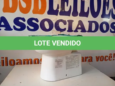 LOTE 100 - 01 VASO SANITÁRIO DECA COR BRANCA. (NO ESTADO) ATENÇÃO! FAZER A VISITAÇÃO ANTES DE ARREMATAR, NÃO SABEMOS SE FUNCIONA. LEILÃO NÃO TEM GARANTIA E NEM DEVOLUÇÃO, SUJEITO A POSSÍVEIS AVARIAS VISÍVEIS/OCULTAS E/OU AUSÊNCIA DE COMPONENTES.