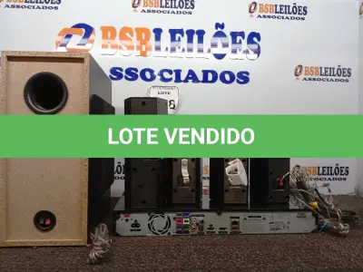 LOTE 188 - 01 HOME-THEATER SAMSUMG. (NO ESTADO) ATENÇÃO! FAZER A VISITAÇÃO ANTES DE ARREMATAR, NÃO SABEMOS SE FUNCIONA. LEILÃO NÃO TEM GARANTIA E NEM DEVOLUÇÃO, SUJEITO A POSSÍVEIS AVARIAS VISÍVEIS/OCULTAS E/OU AUSÊNCIA DE COMPONENTES.