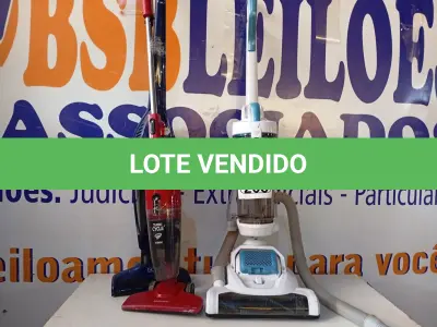 LOTE 208 - 03 ASPIRADORES DE PÓ MARCAS E MODELOS DIVERSOS. (NO ESTADO) ATENÇÃO! FAZER A VISITAÇÃO ANTES DE ARREMATAR, NÃO SABEMOS SE FUNCIONA. LEILÃO NÃO TEM GARANTIA E NEM DEVOLUÇÃO, SUJEITO A POSSÍVEIS AVARIAS VISÍVEIS/OCULTAS E/OU AUSÊNCIA DE COMPONENTES.