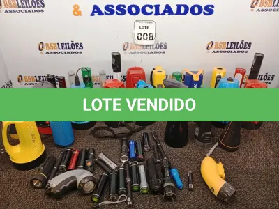 LOTE 008 - 01 LOTE COM LANTERNAS DIVERSAS. (NO ESTADO) ATENÇÃO! FAZER A VISITAÇÃO ANTES DE ARREMATAR, NÃO SABEMOS SE FUNCIONA. LEILÃO NÃO TEM GARANTIA E NEM DEVOLUÇÃO, SUJEITO A POSSÍVEIS AVARIAS VISÍVEIS/OCULTAS E/OU AUSÊNCIA DE COMPONENTES.