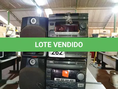 LOTE 262 - 02 APARELHOS DE SOM MINI SYSTEM AIWA C/ 02 CAIXAS DE SOM C/CONTROLE. (NO ESTADO) ATENÇÃO! FAZER A VISITAÇÃO ANTES DE ARREMATAR, NÃO SABEMOS SE FUNCIONA. LEILÃO NÃO TEM GARANTIA E NEM DEVOLUÇÃO, SUJEITO A POSSÍVEIS AVARIAS VISÍVEIS/OCULTAS E/OU AUSÊNCIA DE COMPONENTES.