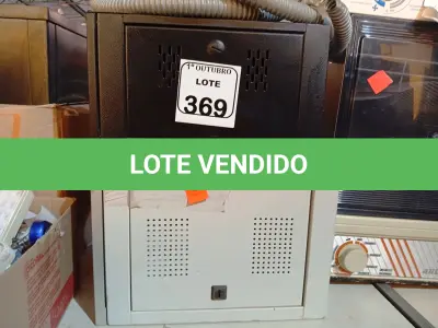 LOTE 369 - 02 CAIXAS DE RACK VAZIO E 01 MANGUEIRA SANFONADA DE FERRO. (NO ESTADO) ATENÇÃO! FAZER A VISITAÇÃO ANTES DE ARREMATAR, NÃO SABEMOS SE FUNCIONA. LEILÃO NÃO TEM GARANTIA E NEM DEVOLUÇÃO, SUJEITO A POSSÍVEIS AVARIAS VISÍVEIS/OCULTAS E/OU AUSÊNCIA DE COMPONENTES.