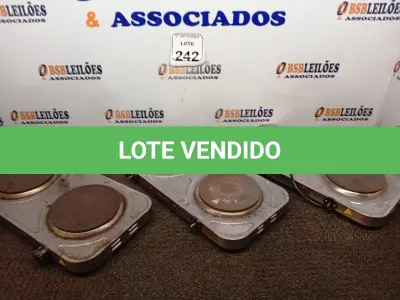 LOTE 242 - 03 FOGÕES ELÉTRICOS AGRATO C/02 BOCAS CADA. (NO ESTADO) ATENÇÃO! FAZER A VISITAÇÃO ANTES DE ARREMATAR, NÃO SABEMOS SE FUNCIONA. LEILÃO NÃO TEM GARANTIA E NEM DEVOLUÇÃO, SUJEITO A POSSÍVEIS AVARIAS VISÍVEIS/OCULTAS E/OU AUSÊNCIA DE COMPONENTES.