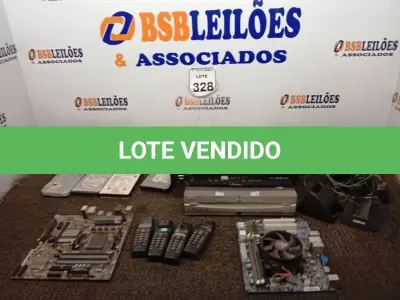 LOTE 328 - 01 APARELHO DVD, DIVERSOS APARELHOS TELEFÔNICOS, 07 HDS E ELETRÔNICOS DIVERSOS. (NO ESTADO) ATENÇÃO! FAZER A VISITAÇÃO ANTES DE ARREMATAR, NÃO SABEMOS SE FUNCIONA. LEILÃO NÃO TEM GARANTIA E NEM DEVOLUÇÃO, SUJEITO A POSSÍVEIS AVARIAS VISÍVEIS/OCULTAS E/OU AUSÊNCIA DE COMPONENTES.