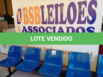 LOTE 488 - 01 LONGARINA. (NO ESTADO) ATENÇÃO! FAZER A VISITAÇÃO ANTES DE ARREMATAR, NÃO SABEMOS SE FUNCIONA. LEILÃO NÃO TEM GARANTIA E NEM DEVOLUÇÃO, SUJEITO A POSSÍVEIS AVARIAS VISÍVEIS/OCULTAS E/OU AUSÊNCIA DE COMPONENTES.