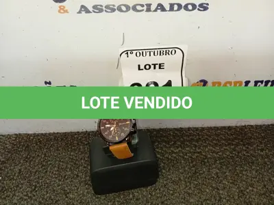 LOTE 321 - 01 RELÓGIO DE PULSO. (NO ESTADO) ATENÇÃO! FAZER A VISITAÇÃO ANTES DE ARREMATAR, NÃO SABEMOS SE FUNCIONA. LEILÃO NÃO TEM GARANTIA E NEM DEVOLUÇÃO, SUJEITO A POSSÍVEIS AVARIAS VISÍVEIS/OCULTAS E/OU AUSÊNCIA DE COMPONENTES.
