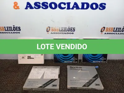 LOTE 377 - 05 FITAS DE ROLO P/ GRAVADOR. (NO ESTADO) ATENÇÃO! FAZER A VISITAÇÃO ANTES DE ARREMATAR, NÃO SABEMOS SE FUNCIONA. LEILÃO NÃO TEM GARANTIA E NEM DEVOLUÇÃO, SUJEITO A POSSÍVEIS AVARIAS VISÍVEIS/OCULTAS E/OU AUSÊNCIA DE COMPONENTES.