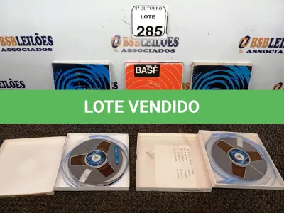 LOTE 285 - 05 FITAS DE ROLO P/ GRAVADOR. (NO ESTADO) ATENÇÃO! FAZER A VISITAÇÃO ANTES DE ARREMATAR, NÃO SABEMOS SE FUNCIONA. LEILÃO NÃO TEM GARANTIA E NEM DEVOLUÇÃO, SUJEITO A POSSÍVEIS AVARIAS VISÍVEIS/OCULTAS E/OU AUSÊNCIA DE COMPONENTES.