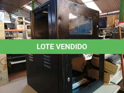 LOTE 364 - 02 CAIXAS DE RACK VAZIOS. (NO ESTADO) ATENÇÃO! FAZER A VISITAÇÃO ANTES DE ARREMATAR, NÃO SABEMOS SE FUNCIONA. LEILÃO NÃO TEM GARANTIA E NEM DEVOLUÇÃO, SUJEITO A POSSÍVEIS AVARIAS VISÍVEIS/OCULTAS E/OU AUSÊNCIA DE COMPONENTES.