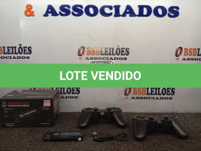LOTE 287 - 01 VÍDEO GAME RETRÔ, COM 20 MIL JOGOS HDMI GAMESTICK CONTROLLER GAMEPAD(NOVO). (NO ESTADO) ATENÇÃO! FAZER A VISITAÇÃO ANTES DE ARREMATAR, NÃO SABEMOS SE FUNCIONA. LEILÃO NÃO TEM GARANTIA E NEM DEVOLUÇÃO, SUJEITO A POSSÍVEIS AVARIAS VISÍVEIS/OCULTAS E/OU AUSÊNCIA DE COMPONENTES.