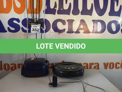 LOTE 352 - 01 ENCERADEIRA ELECTROLUX E 01 ASPIRADOR ROBÔ VILEDA. (NO ESTADO) ATENÇÃO! FAZER A VISITAÇÃO ANTES DE ARREMATAR, NÃO SABEMOS SE FUNCIONA. LEILÃO NÃO TEM GARANTIA E NEM DEVOLUÇÃO, SUJEITO A POSSÍVEIS AVARIAS VISÍVEIS/OCULTAS E/OU AUSÊNCIA DE COMPONENTES.