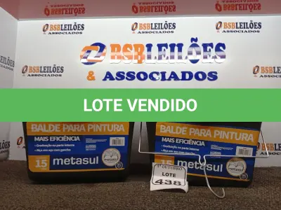LOTE 438 - 02 BALDES P/ PINTURA. (NO ESTADO) ATENÇÃO! FAZER A VISITAÇÃO ANTES DE ARREMATAR, NÃO SABEMOS SE FUNCIONA. LEILÃO NÃO TEM GARANTIA E NEM DEVOLUÇÃO, SUJEITO A POSSÍVEIS AVARIAS VISÍVEIS/OCULTAS E/OU AUSÊNCIA DE COMPONENTES.