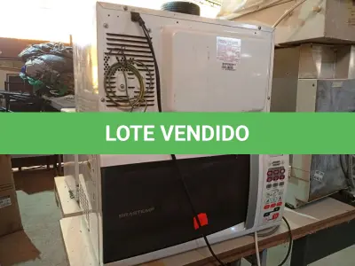 LOTE 371 - 03 MICRO-ONDAS MARCAS E MODELOS DIVERSOS APENAS 01 C/ PRATO. (NO ESTADO) ATENÇÃO! FAZER A VISITAÇÃO ANTES DE ARREMATAR, NÃO SABEMOS SE FUNCIONA. LEILÃO NÃO TEM GARANTIA E NEM DEVOLUÇÃO, SUJEITO A POSSÍVEIS AVARIAS VISÍVEIS/OCULTAS E/OU AUSÊNCIA DE COMPONENTES.