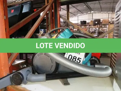 LOTE 085 - 02 ASPIRADORES DE PÓ MARCA ELECTROLUX. (NO ESTADO) ATENÇÃO! FAZER A VISITAÇÃO ANTES DE ARREMATAR, NÃO SABEMOS SE FUNCIONA. LEILÃO NÃO TEM GARANTIA E NEM DEVOLUÇÃO, SUJEITO A POSSÍVEIS AVARIAS VISÍVEIS/OCULTAS E/OU AUSÊNCIA DE COMPONENTES.