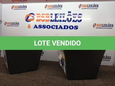 LOTE 451 - 02 BALDES P/ PINTURA. (NO ESTADO) ATENÇÃO! FAZER A VISITAÇÃO ANTES DE ARREMATAR, NÃO SABEMOS SE FUNCIONA. LEILÃO NÃO TEM GARANTIA E NEM DEVOLUÇÃO, SUJEITO A POSSÍVEIS AVARIAS VISÍVEIS/OCULTAS E/OU AUSÊNCIA DE COMPONENTES.