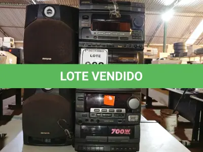 LOTE 262 - 02 APARELHOS DE SOM MINI SYSTEM AIWA C/ 02 CAIXAS DE SOM C/CONTROLE. (NO ESTADO) ATENÇÃO! FAZER A VISITAÇÃO ANTES DE ARREMATAR, NÃO SABEMOS SE FUNCIONA. LEILÃO NÃO TEM GARANTIA E NEM DEVOLUÇÃO, SUJEITO A POSSÍVEIS AVARIAS VISÍVEIS/OCULTAS E/OU AUSÊNCIA DE COMPONENTES.