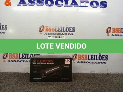 LOTE 287 - 01 VÍDEO GAME RETRÔ, COM 20 MIL JOGOS HDMI GAMESTICK CONTROLLER GAMEPAD(NOVO). (NO ESTADO) ATENÇÃO! FAZER A VISITAÇÃO ANTES DE ARREMATAR, NÃO SABEMOS SE FUNCIONA. LEILÃO NÃO TEM GARANTIA E NEM DEVOLUÇÃO, SUJEITO A POSSÍVEIS AVARIAS VISÍVEIS/OCULTAS E/OU AUSÊNCIA DE COMPONENTES.