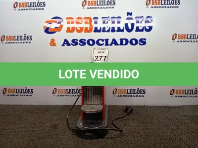 LOTE 277 - 01 CAFETEIRA MARCA KRUPS DE CAPSULA 220V. (NO ESTADO) ATENÇÃO! FAZER A VISITAÇÃO ANTES DE ARREMATAR, NÃO SABEMOS SE FUNCIONA. LEILÃO NÃO TEM GARANTIA E NEM DEVOLUÇÃO, SUJEITO A POSSÍVEIS AVARIAS VISÍVEIS/OCULTAS E/OU AUSÊNCIA DE COMPONENTES.