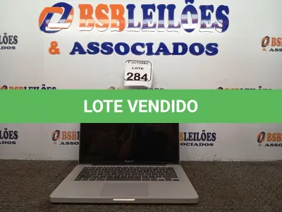 LOTE 284 - 01 MACBOOK PRO SEM FONTE. (NO ESTADO) ATENÇÃO! FAZER A VISITAÇÃO ANTES DE ARREMATAR, NÃO SABEMOS SE FUNCIONA. LEILÃO NÃO TEM GARANTIA E NEM DEVOLUÇÃO, SUJEITO A POSSÍVEIS AVARIAS VISÍVEIS/OCULTAS E/OU AUSÊNCIA DE COMPONENTES.