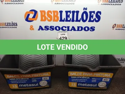 LOTE 429 - 02 BALDES P/ PINTURA. (NO ESTADO) ATENÇÃO! FAZER A VISITAÇÃO ANTES DE ARREMATAR, NÃO SABEMOS SE FUNCIONA. LEILÃO NÃO TEM GARANTIA E NEM DEVOLUÇÃO, SUJEITO A POSSÍVEIS AVARIAS VISÍVEIS/OCULTAS E/OU AUSÊNCIA DE COMPONENTES.