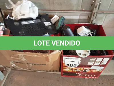 LOTE 465 - 01 LOTE C/ APARELHOS ELETRÔNICOS DIVERSOS. (NO ESTADO) ATENÇÃO! FAZER A VISITAÇÃO ANTES DE ARREMATAR, NÃO SABEMOS SE FUNCIONA. LEILÃO NÃO TEM GARANTIA E NEM DEVOLUÇÃO, SUJEITO A POSSÍVEIS AVARIAS VISÍVEIS/OCULTAS E/OU AUSÊNCIA DE COMPONENTES.