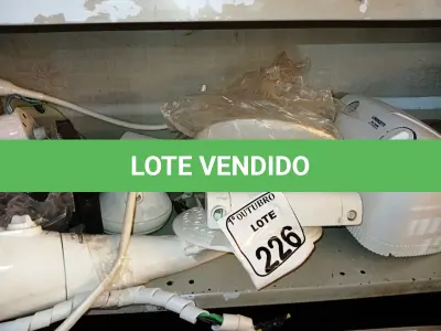 LOTE 226 - 01 CONTROLADOR DE TEMPERATURA E DIVERSOS CHUVEIROS MARCAS E MODELOS DIVERSOS. (NO ESTADO) ATENÇÃO! FAZER A VISITAÇÃO ANTES DE ARREMATAR, NÃO SABEMOS SE FUNCIONA. LEILÃO NÃO TEM GARANTIA E NEM DEVOLUÇÃO, SUJEITO A POSSÍVEIS AVARIAS VISÍVEIS/OCULTAS E/OU AUSÊNCIA DE COMPONENTES.