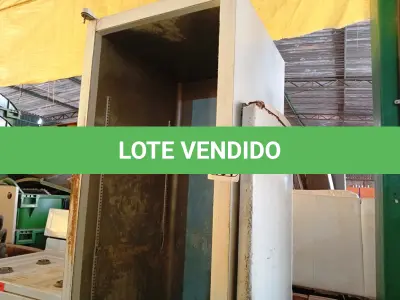 LOTE 401 - 01 FREEZER VERTICAL GELOPAR COM AVARIAS. (NO ESTADO) ATENÇÃO! FAZER A VISITAÇÃO ANTES DE ARREMATAR, NÃO SABEMOS SE FUNCIONA. LEILÃO NÃO TEM GARANTIA E NEM DEVOLUÇÃO, SUJEITO A POSSÍVEIS AVARIAS VISÍVEIS/OCULTAS E/OU AUSÊNCIA DE COMPONENTES.