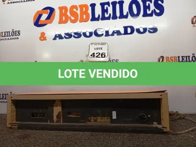 LOTE 426 - 01 STÉREO AM/FM (NO ESTADO) ATENÇÃO! FAZER A VISITAÇÃO ANTES DE ARREMATAR, NÃO SABEMOS SE FUNCIONA. LEILÃO NÃO TEM GARANTIA E NEM DEVOLUÇÃO, SUJEITO A POSSÍVEIS AVARIAS VISÍVEIS/OCULTAS E/OU AUSÊNCIA DE COMPONENTES.