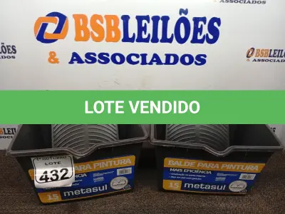 LOTE 432 - 02 BALDES P/ PINTURA. (NO ESTADO) ATENÇÃO! FAZER A VISITAÇÃO ANTES DE ARREMATAR, NÃO SABEMOS SE FUNCIONA. LEILÃO NÃO TEM GARANTIA E NEM DEVOLUÇÃO, SUJEITO A POSSÍVEIS AVARIAS VISÍVEIS/OCULTAS E/OU AUSÊNCIA DE COMPONENTES.