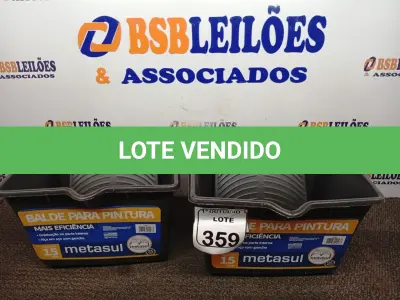 LOTE 359 - 02 BALDES P/ PINTURA. (NO ESTADO) ATENÇÃO! FAZER A VISITAÇÃO ANTES DE ARREMATAR, NÃO SABEMOS SE FUNCIONA. LEILÃO NÃO TEM GARANTIA E NEM DEVOLUÇÃO, SUJEITO A POSSÍVEIS AVARIAS VISÍVEIS/OCULTAS E/OU AUSÊNCIA DE COMPONENTES.
