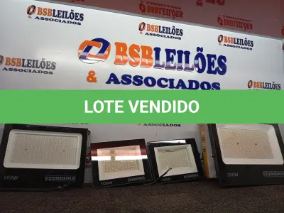 LOTE 452 - 01 LOTE COM 04 LUMINÁRIAS ECONOMAX DE LED TAMANHOS DIVERSOS. (NO ESTADO) ATENÇÃO! FAZER A VISITAÇÃO ANTES DE ARREMATAR, NÃO SABEMOS SE FUNCIONA. LEILÃO NÃO TEM GARANTIA E NEM DEVOLUÇÃO, SUJEITO A POSSÍVEIS AVARIAS VISÍVEIS/OCULTAS E/OU AUSÊNCIA DE COMPONENTES.