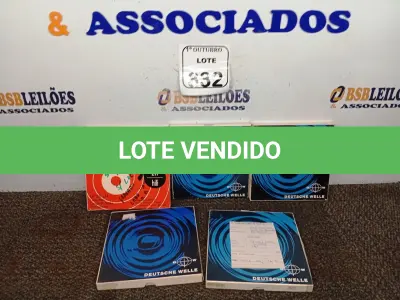 LOTE 332 - 05 FITAS DE ROLO P/ GRAVADOR. (NO ESTADO) ATENÇÃO! FAZER A VISITAÇÃO ANTES DE ARREMATAR, NÃO SABEMOS SE FUNCIONA. LEILÃO NÃO TEM GARANTIA E NEM DEVOLUÇÃO, SUJEITO A POSSÍVEIS AVARIAS VISÍVEIS/OCULTAS E/OU AUSÊNCIA DE COMPONENTES.