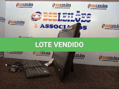 LOTE 062 - 01 PC ALL IN ONE MARCA HP COM TECLADO E MOUSE. (NO ESTADO) ATENÇÃO! FAZER A VISITAÇÃO ANTES DE ARREMATAR, NÃO SABEMOS SE FUNCIONA. LEILÃO NÃO TEM GARANTIA E NEM DEVOLUÇÃO, SUJEITO A POSSÍVEIS AVARIAS VISÍVEIS/OCULTAS E/OU AUSÊNCIA DE COMPONENTES.