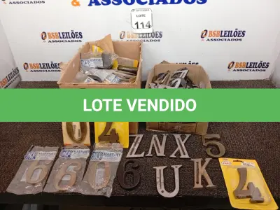 LOTE 114 - 01 LOTE COM DIVERSOS ENFEITES DE NÚMEROS PARA CASAS E APARTAMENTOS. (NO ESTADO) ATENÇÃO! FAZER A VISITAÇÃO ANTES DE ARREMATAR, NÃO SABEMOS SE FUNCIONA. LEILÃO NÃO TEM GARANTIA E NEM DEVOLUÇÃO, SUJEITO A POSSÍVEIS AVARIAS VISÍVEIS/OCULTAS E/OU AUSÊNCIA DE COMPONENTES.