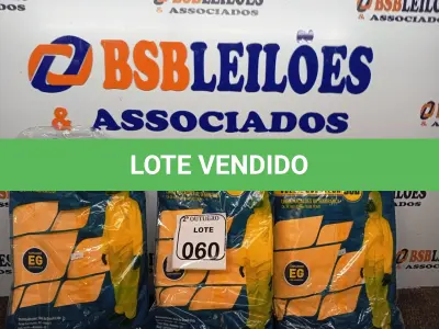 LOTE 060 - 05 MACACÕES DE SEGURANÇAS TAMANHO EXTRA G. (NO ESTADO) ATENÇÃO! FAZER A VISITAÇÃO ANTES DE ARREMATAR, NÃO SABEMOS SE FUNCIONA. LEILÃO NÃO TEM GARANTIA E NEM DEVOLUÇÃO, SUJEITO A POSSÍVEIS AVARIAS VISÍVEIS/OCULTAS E/OU AUSÊNCIA DE COMPONENTES.