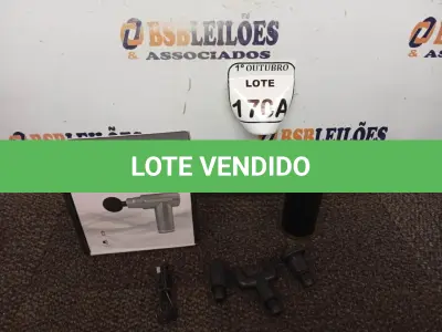 LOTE 170 - 01 MASSAGEADOR MUSCULAR COM CARREGADOR E ACESSÓRIOS. ATENÇÃO! FAZER A VISITAÇÃO ANTES DE ARREMATAR, NÃO SABEMOS SE FUNCIONA. LEILÃO NÃO TEM GARANTIA E NEM DEVOLUÇÃO, SUJEITO A POSSÍVEIS AVARIAS VISÍVEIS/OCULTAS E/OU AUSÊNCIA DE COMPONENTES.