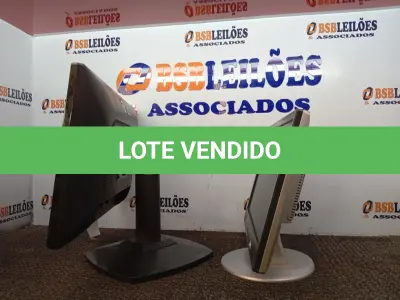 LOTE 099 - 02 MONITORES HP E LG. (NO ESTADO) ATENÇÃO! FAZER A VISITAÇÃO ANTES DE ARREMATAR, NÃO SABEMOS SE FUNCIONA. LEILÃO NÃO TEM GARANTIA E NEM DEVOLUÇÃO, SUJEITO A POSSÍVEIS AVARIAS VISÍVEIS/OCULTAS E/OU AUSÊNCIA DE COMPONENTES.