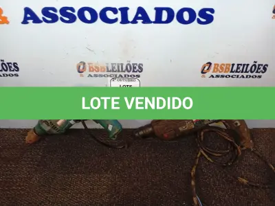 LOTE 072 - 01 MARTELETE MARCA BOSCH E 01 FURADEIRA. (NO ESTADO) ATENÇÃO! FAZER A VISITAÇÃO ANTES DE ARREMATAR, NÃO SABEMOS SE FUNCIONA. LEILÃO NÃO TEM GARANTIA E NEM DEVOLUÇÃO, SUJEITO A POSSÍVEIS AVARIAS VISÍVEIS/OCULTAS E/OU AUSÊNCIA DE COMPONENTES.