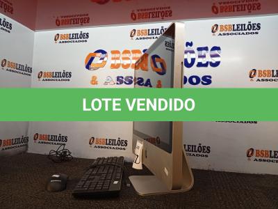 LOTE 007 - 01 IMAC COM TECLADO E MOUSE. (NO ESTADO) ATENÇÃO! FAZER A VISITAÇÃO ANTES DE ARREMATAR, NÃO SABEMOS SE FUNCIONA. LEILÃO NÃO TEM GARANTIA E NEM DEVOLUÇÃO, SUJEITO A POSSÍVEIS AVARIAS VISÍVEIS/OCULTAS E/OU AUSÊNCIA DE COMPONENTES.