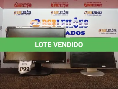 LOTE 099 - 02 MONITORES HP E LG. (NO ESTADO) ATENÇÃO! FAZER A VISITAÇÃO ANTES DE ARREMATAR, NÃO SABEMOS SE FUNCIONA. LEILÃO NÃO TEM GARANTIA E NEM DEVOLUÇÃO, SUJEITO A POSSÍVEIS AVARIAS VISÍVEIS/OCULTAS E/OU AUSÊNCIA DE COMPONENTES.