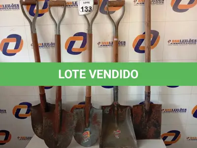 LOTE 133 - 05 PÁS MARCAS E MODELOS DIVERSOS. (NO ESTADO) ATENÇÃO! FAZER A VISITAÇÃO ANTES DE ARREMATAR, NÃO SABEMOS SE FUNCIONA. LEILÃO NÃO TEM GARANTIA E NEM DEVOLUÇÃO, SUJEITO A POSSÍVEIS AVARIAS VISÍVEIS/OCULTAS E/OU AUSÊNCIA DE COMPONENTES.