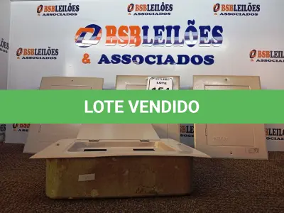 LOTE 154 - 04 CAIXAS DE DISTRIBUIÇÃO ELÉTRICA C 12 CIRCUITOS DE EMBUTIR. (NO ESTADO) ATENÇÃO! FAZER A VISITAÇÃO ANTES DE ARREMATAR, NÃO SABEMOS SE FUNCIONA. LEILÃO NÃO TEM GARANTIA E NEM DEVOLUÇÃO, SUJEITO A POSSÍVEIS AVARIAS VISÍVEIS/OCULTAS E/OU AUSÊNCIA DE COMPONENTES.