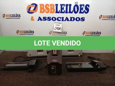 LOTE 056 - 02 APARELHOS TELEFÔNICO CISCO DIGITAIS E 01 PAR DE CAIXA DE SOM MARCA SONY. (NO ESTADO) ATENÇÃO! FAZER A VISITAÇÃO ANTES DE ARREMATAR, NÃO SABEMOS SE FUNCIONA. LEILÃO NÃO TEM GARANTIA E NEM DEVOLUÇÃO, SUJEITO A POSSÍVEIS AVARIAS VISÍVEIS/OCULTAS E/OU AUSÊNCIA DE COMPONENTES.