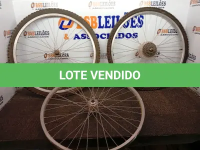 LOTE 130 - 03 AROS P BICICLETA SENDO 02 COM O PNEU. (NO ESTADO) ATENÇÃO! FAZER A VISITAÇÃO ANTES DE ARREMATAR, NÃO SABEMOS SE FUNCIONA. LEILÃO NÃO TEM GARANTIA E NEM DEVOLUÇÃO, SUJEITO A POSSÍVEIS AVARIAS VISÍVEIS/OCULTAS E/OU AUSÊNCIA DE COMPONENTES.