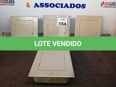 LOTE 154 - 04 CAIXAS DE DISTRIBUIÇÃO ELÉTRICA C 12 CIRCUITOS DE EMBUTIR. (NO ESTADO) ATENÇÃO! FAZER A VISITAÇÃO ANTES DE ARREMATAR, NÃO SABEMOS SE FUNCIONA. LEILÃO NÃO TEM GARANTIA E NEM DEVOLUÇÃO, SUJEITO A POSSÍVEIS AVARIAS VISÍVEIS/OCULTAS E/OU AUSÊNCIA DE COMPONENTES.