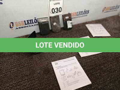 LOTE 030 - 01 FILMADORA E 03 IPACS. (NO ESTADO) ATENÇÃO! FAZER A VISITAÇÃO ANTES DE ARREMATAR, NÃO SABEMOS SE FUNCIONA. LEILÃO NÃO TEM GARANTIA E NEM DEVOLUÇÃO, SUJEITO A POSSÍVEIS AVARIAS VISÍVEIS/OCULTAS E/OU AUSÊNCIA DE COMPONENTES.