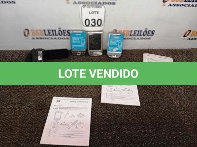 LOTE 030 - 01 FILMADORA E 03 IPACS. (NO ESTADO) ATENÇÃO! FAZER A VISITAÇÃO ANTES DE ARREMATAR, NÃO SABEMOS SE FUNCIONA. LEILÃO NÃO TEM GARANTIA E NEM DEVOLUÇÃO, SUJEITO A POSSÍVEIS AVARIAS VISÍVEIS/OCULTAS E/OU AUSÊNCIA DE COMPONENTES.